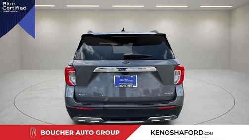 CARBONIZED GRAY METALLIC 2024 Ford Explorer XLT