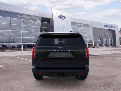 AGATE BLACK METALLIC 2026 Ford Expedition Active