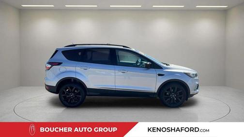 INGOT SILVER METALLIC 2017 Ford Escape SE