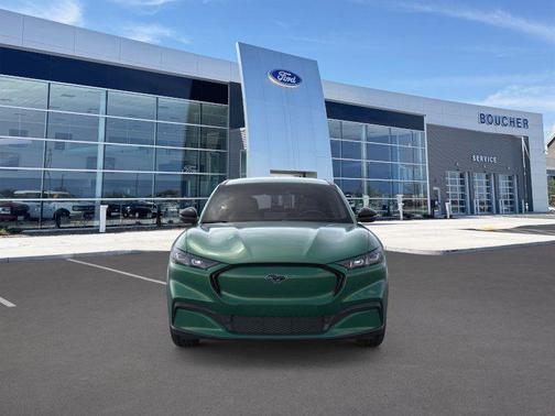 ERUPTION GREEN METALLIC 2026 Ford Mustang Mach-E Premium