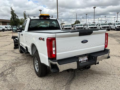 Oxford White 2026 Ford F-250 XL