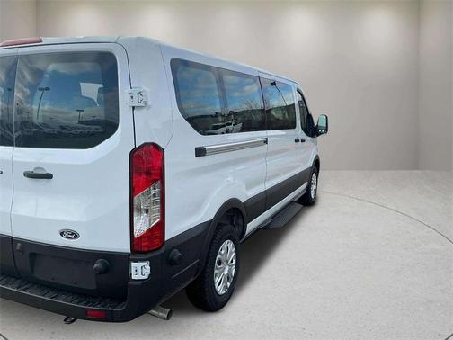 2026 Ford Transit-350 XL