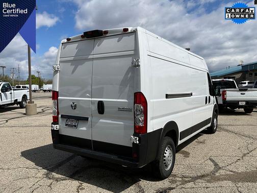 Bright White Clearcoat 2024 RAM ProMaster 2500 Tradesman