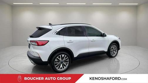 2022 Ford Escape Titanium