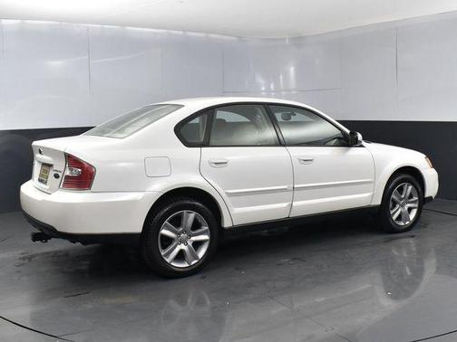 Satin White Pearl 2006 Subaru Outback 3.0 R