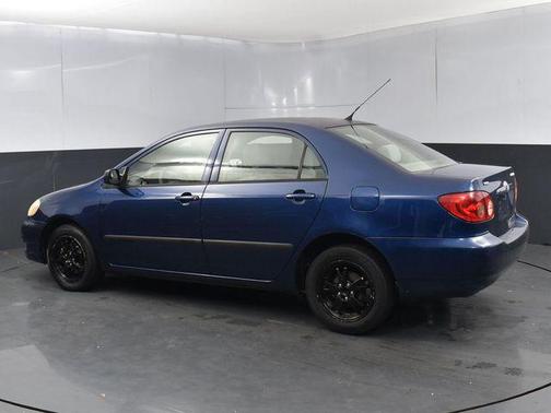 2005 Toyota Corolla LE