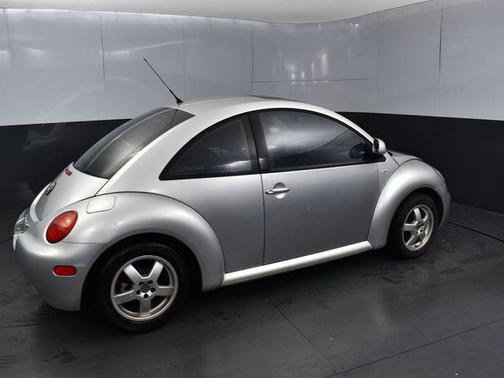2000 Volkswagen New Beetle GLS