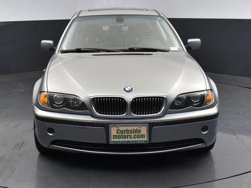 2004 BMW 325 325i