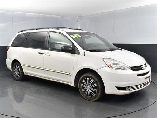 2004 Toyota Sienna LE