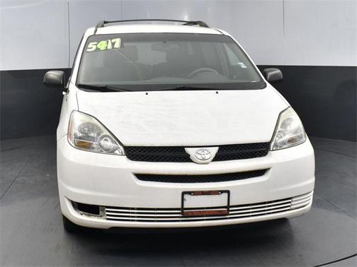 2004 Toyota Sienna LE