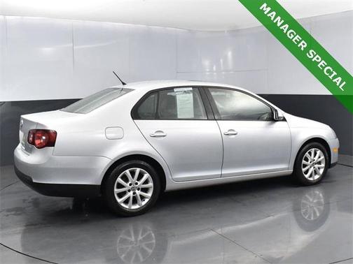2010 Volkswagen Jetta Limited Edition
