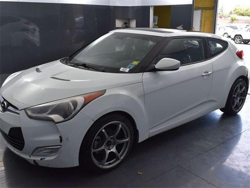 2013 Hyundai Veloster Base