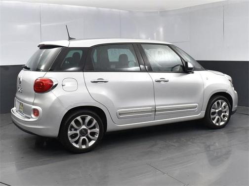2017 FIAT 500 Lounge