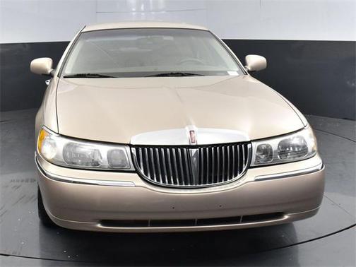 1998 Lincoln Town Car Signature