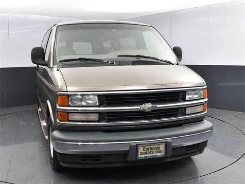 2000 Chevrolet Express 1500 Base