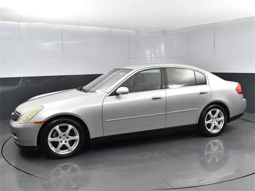2003 INFINITI G35 Base