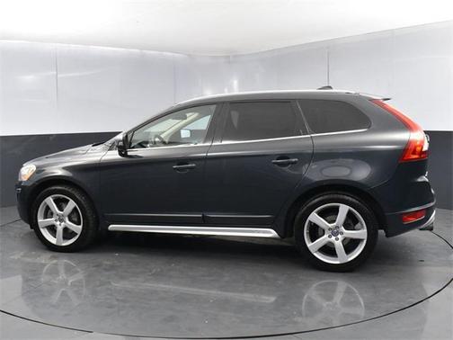 2012 Volvo XC60 T6 R-Design Platinum