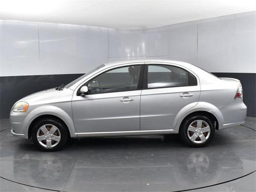 2011 Chevrolet Aveo LT