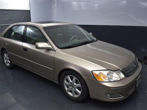 2001 Toyota Avalon XLS