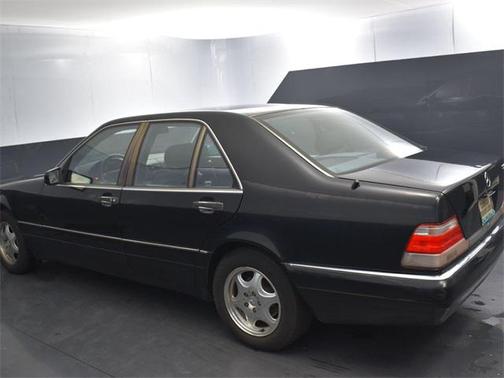 1999 Mercedes-Benz S-Class S 320