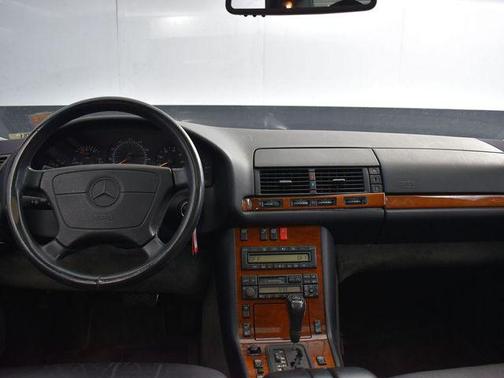 1999 Mercedes-Benz S-Class S 320