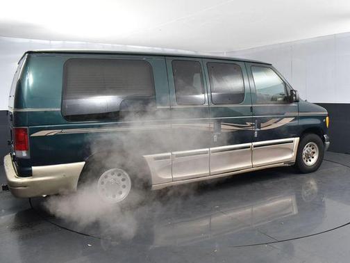 2000 Ford E150 Cargo