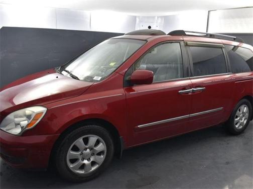 2008 Hyundai Entourage GLS