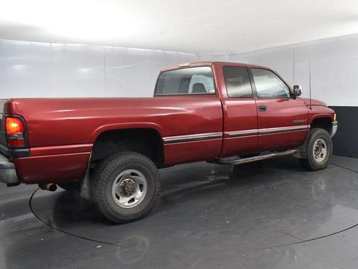 1997 Dodge Ram 2500 ST Club Cab