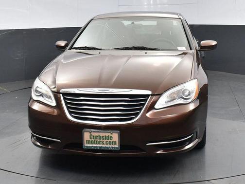 2013 Chrysler 200 Touring