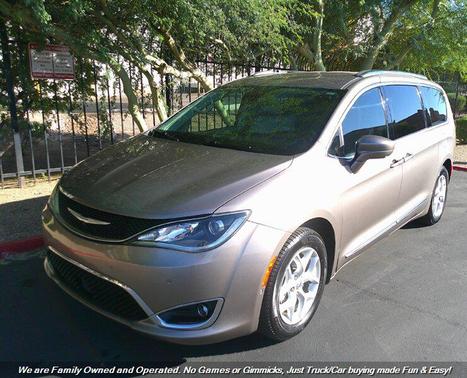 2017 Chrysler Pacifica Touring-L
