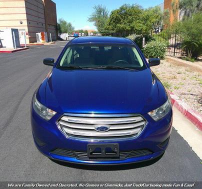 2014 Ford Taurus SE
