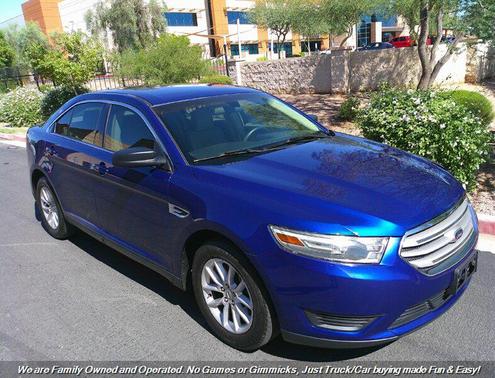2014 Ford Taurus SE