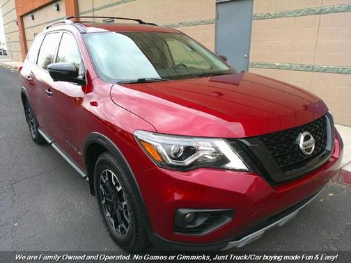 2020 Nissan Pathfinder SL 2WD