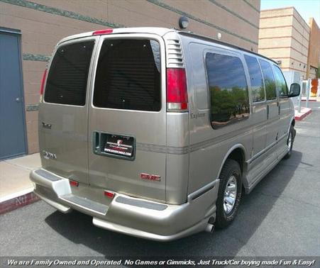 2002 GMC Savana 1500 Base