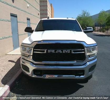 2021 RAM 2500 Tradesman Crew Cab 4x4 6'4' Box