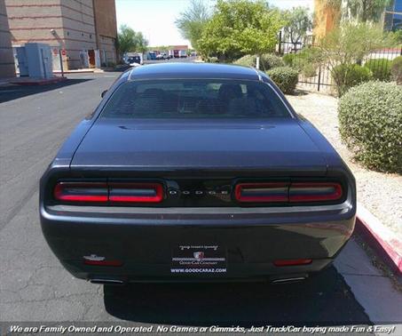 2017 Dodge Challenger SXT