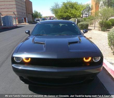 2017 Dodge Challenger SXT