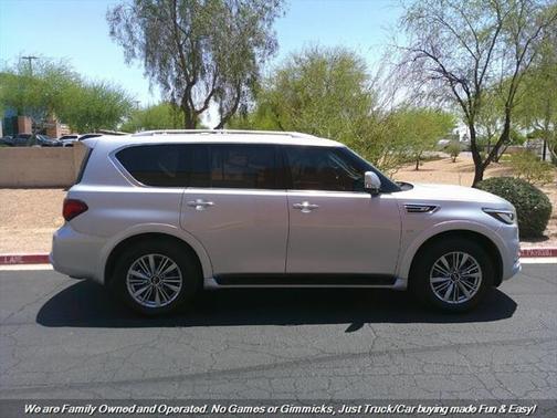 2020 INFINITI QX80 Luxe
