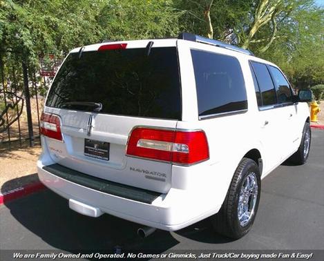 2011 Lincoln Navigator Base