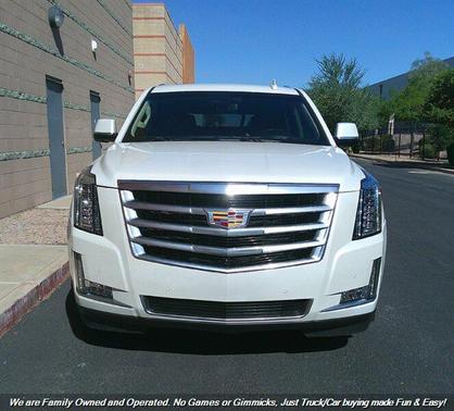 2017 Cadillac Escalade Luxury