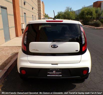 Clear White 2018 Kia Soul Base