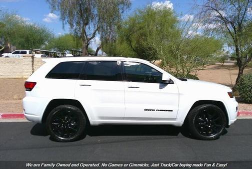 2020 Jeep Grand Cherokee Altitude