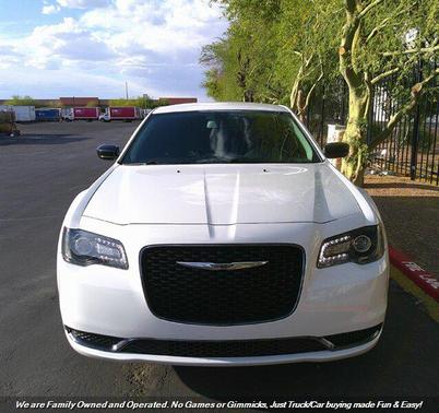 2020 Chrysler 300 Touring