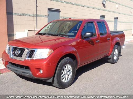 Photo 3 of 32 of 2016 Nissan Frontier SV