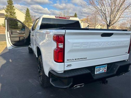 Summit White 2021 Chevrolet Silverado 1500 LT Trail Boss