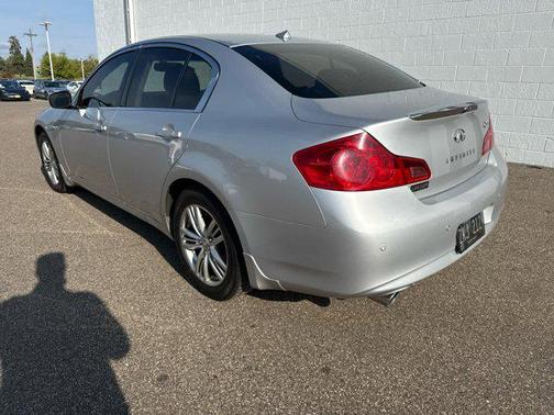 2013 INFINITI G37x Base