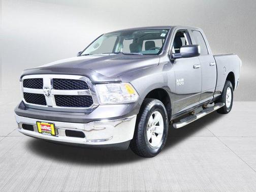 2016 RAM 1500 SLT