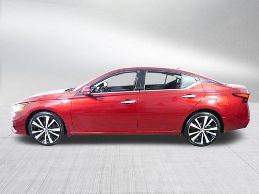 2021 Nissan Altima 2.5 Platinum