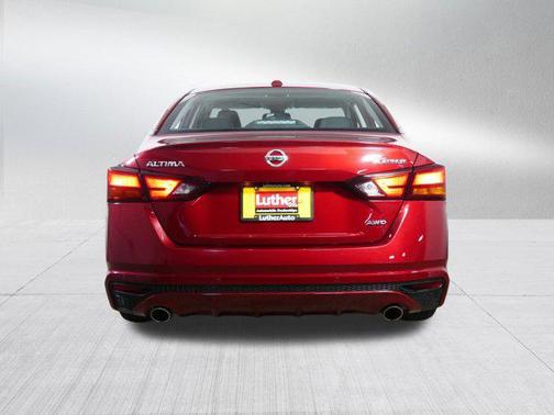 2021 Nissan Altima 2.5 Platinum