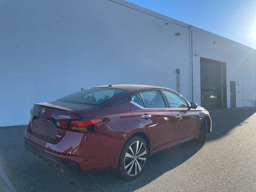 2021 Nissan Altima 2.5 Platinum